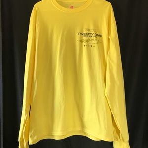 Twenty one pilots shirt